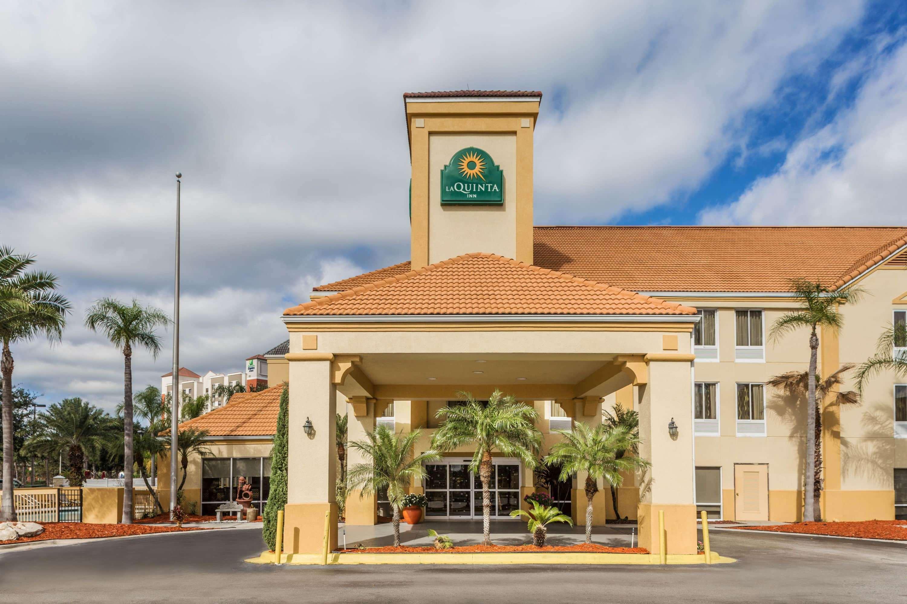 La Quinta By Wyndham Orlando Universal Area - Free Shuttle To Universal Екстер'єр фото