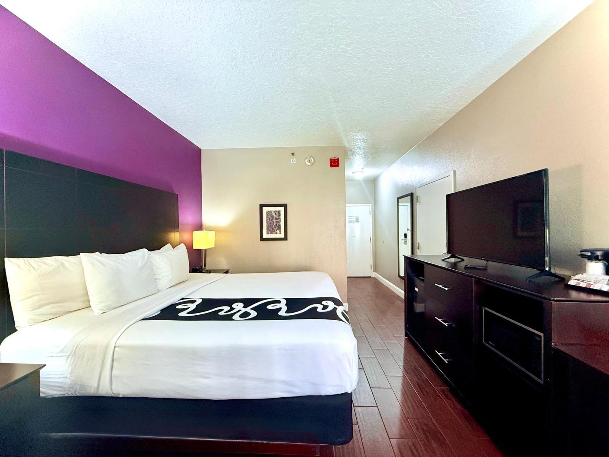 La Quinta By Wyndham Orlando Universal Area - Free Shuttle To Universal Екстер'єр фото