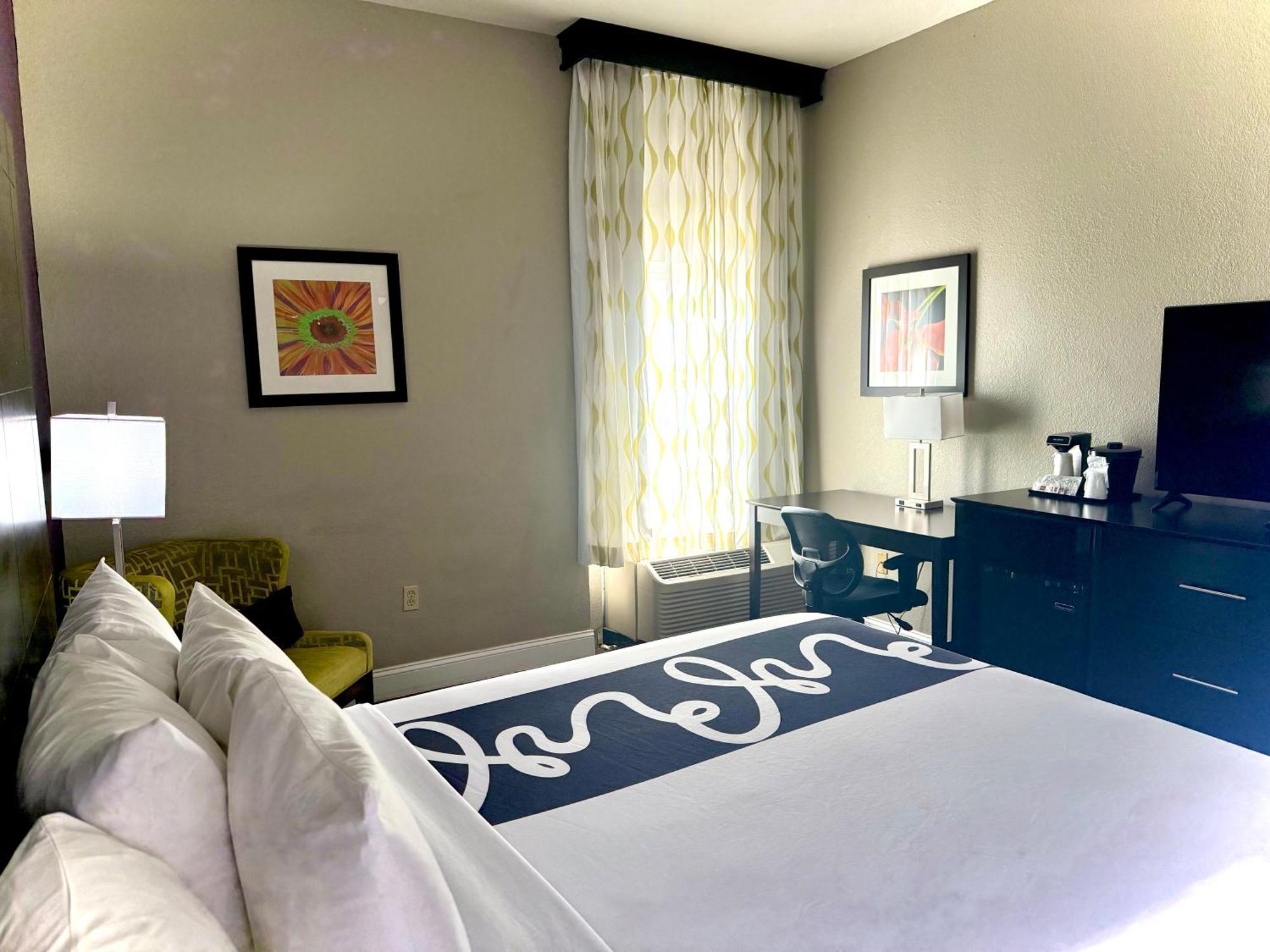 La Quinta By Wyndham Orlando Universal Area - Free Shuttle To Universal Екстер'єр фото