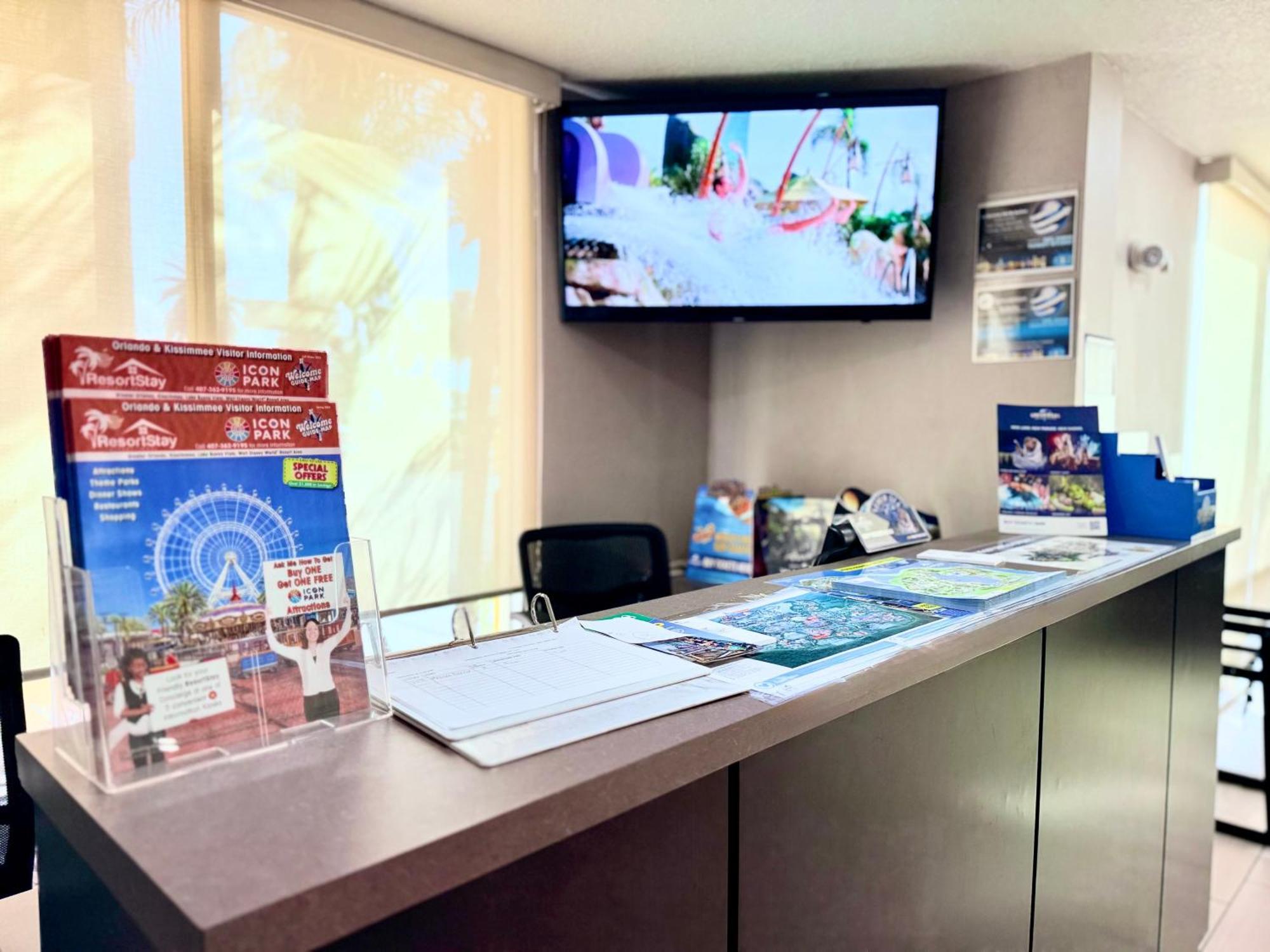 La Quinta By Wyndham Orlando Universal Area - Free Shuttle To Universal Екстер'єр фото