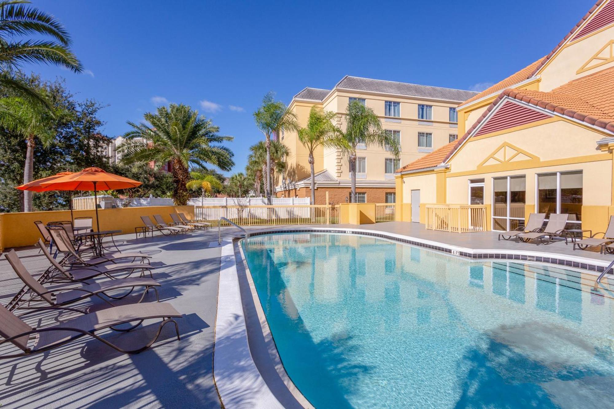 La Quinta By Wyndham Orlando Universal Area - Free Shuttle To Universal Екстер'єр фото